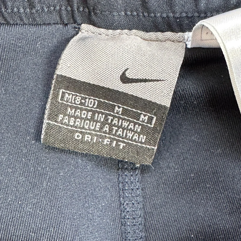Nike women’s tennis skort size M